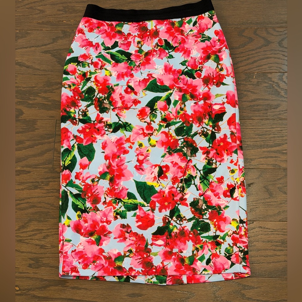 Milly for DesigNation floral stretch scuba pencil skirt bougainvillea Size Small